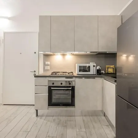 Old Town Via Marsala Apartment Bologna